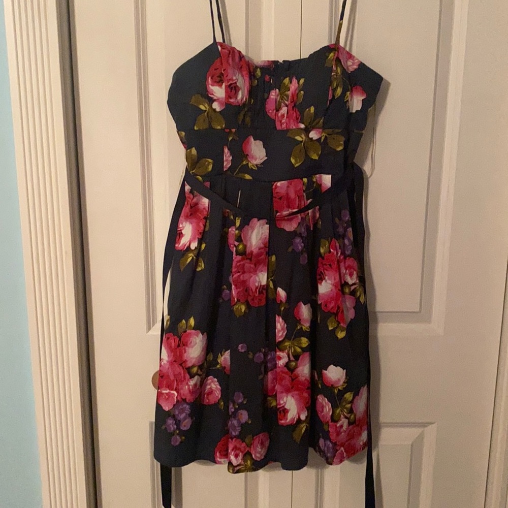 Tie back dress